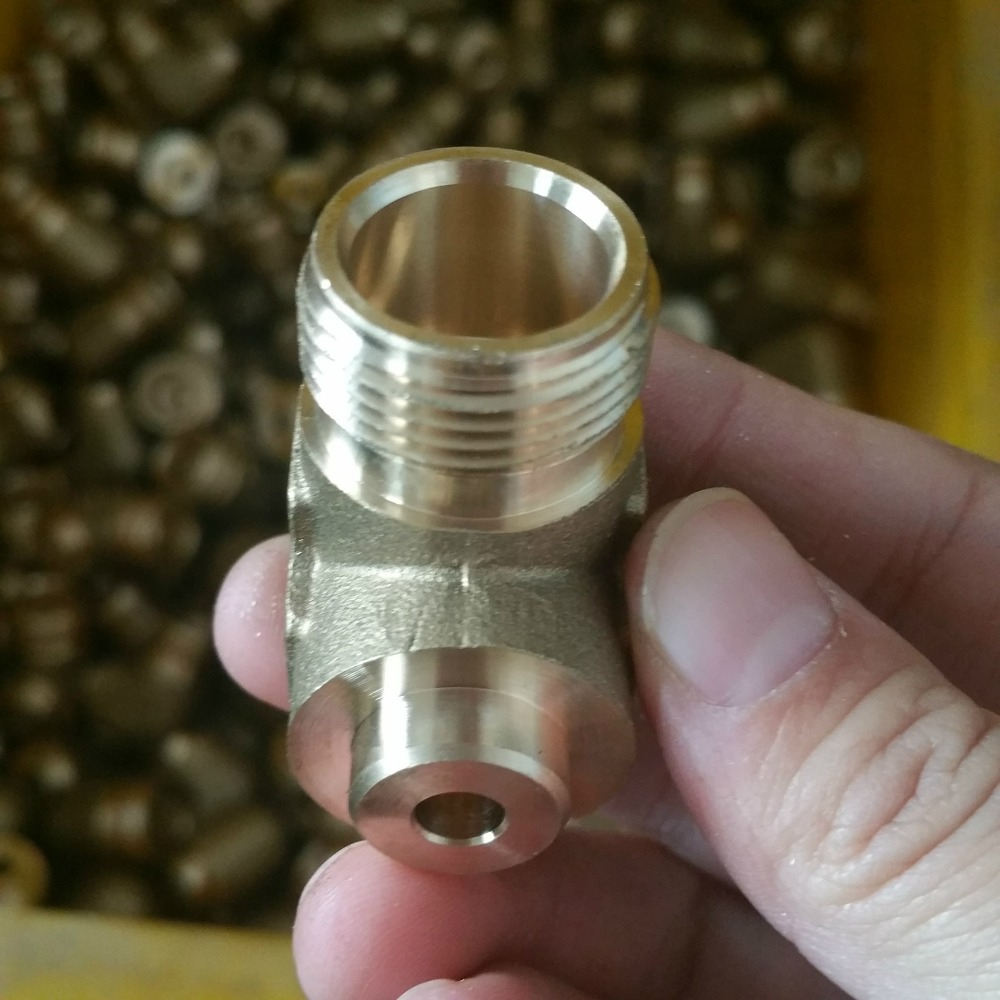 CNC milling brass part pipe connector